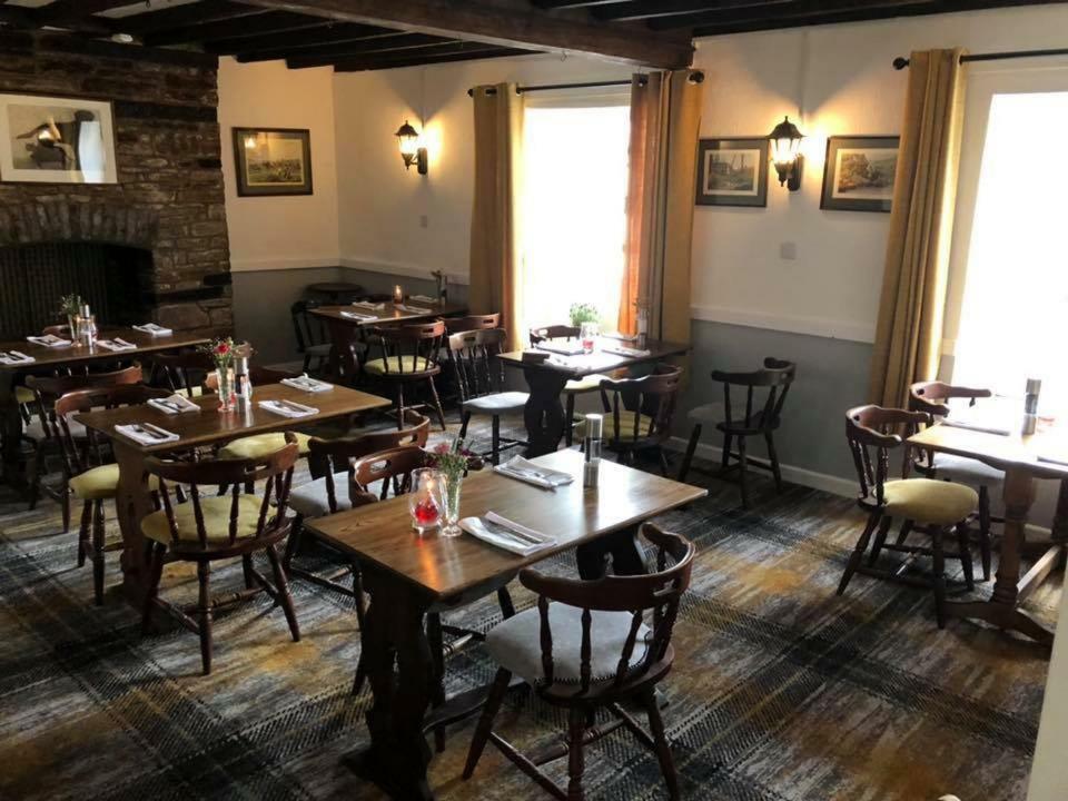 Hotel The Griffin Llyswen Brecon Exterior foto